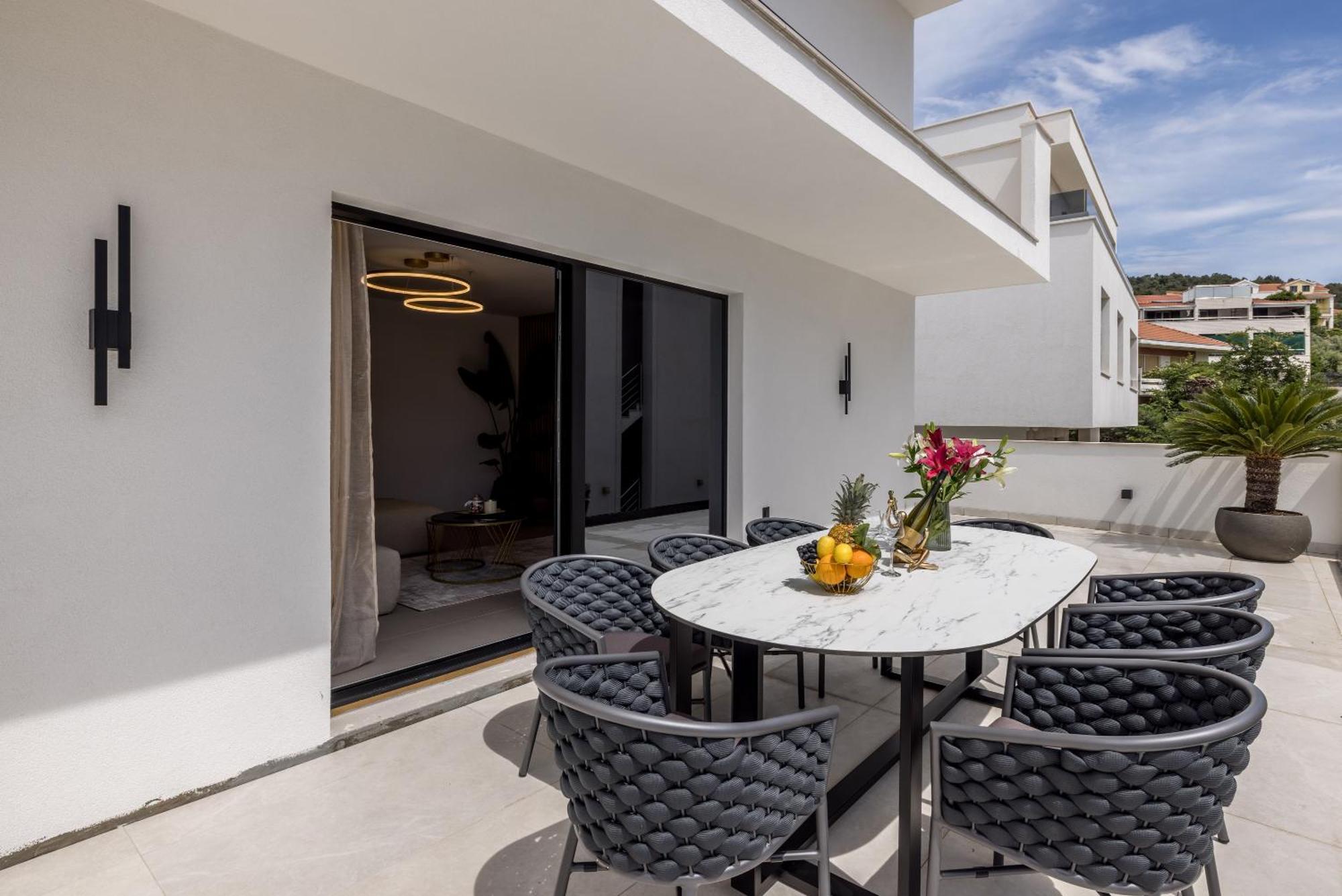 Apartment Sara Trogir Exteriör bild